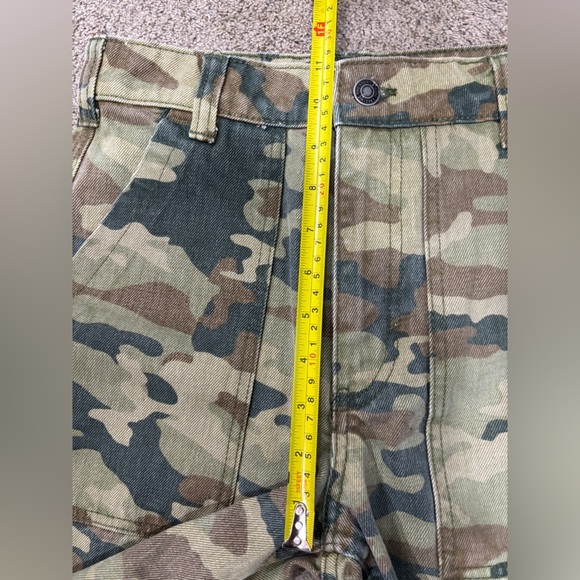 Free People We The Free Remy Camoflauge High Rise Crop Pants Cropped 26 - Picture 8 of 12